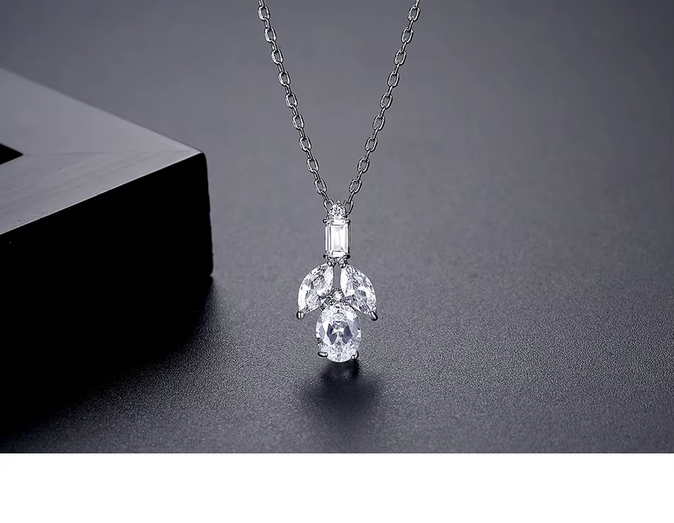 WP442- Women Necklace Pendant