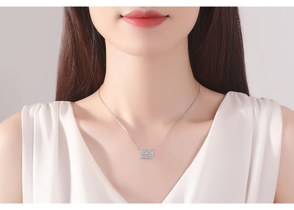 WP446 - Necklace/Pendant for Women