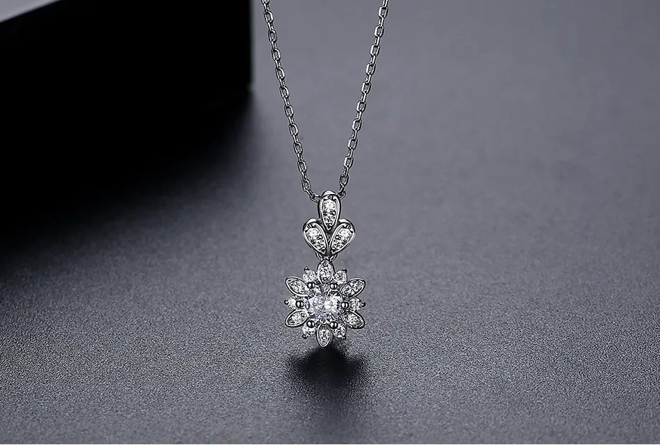 WP463- Women Necklace Pendant