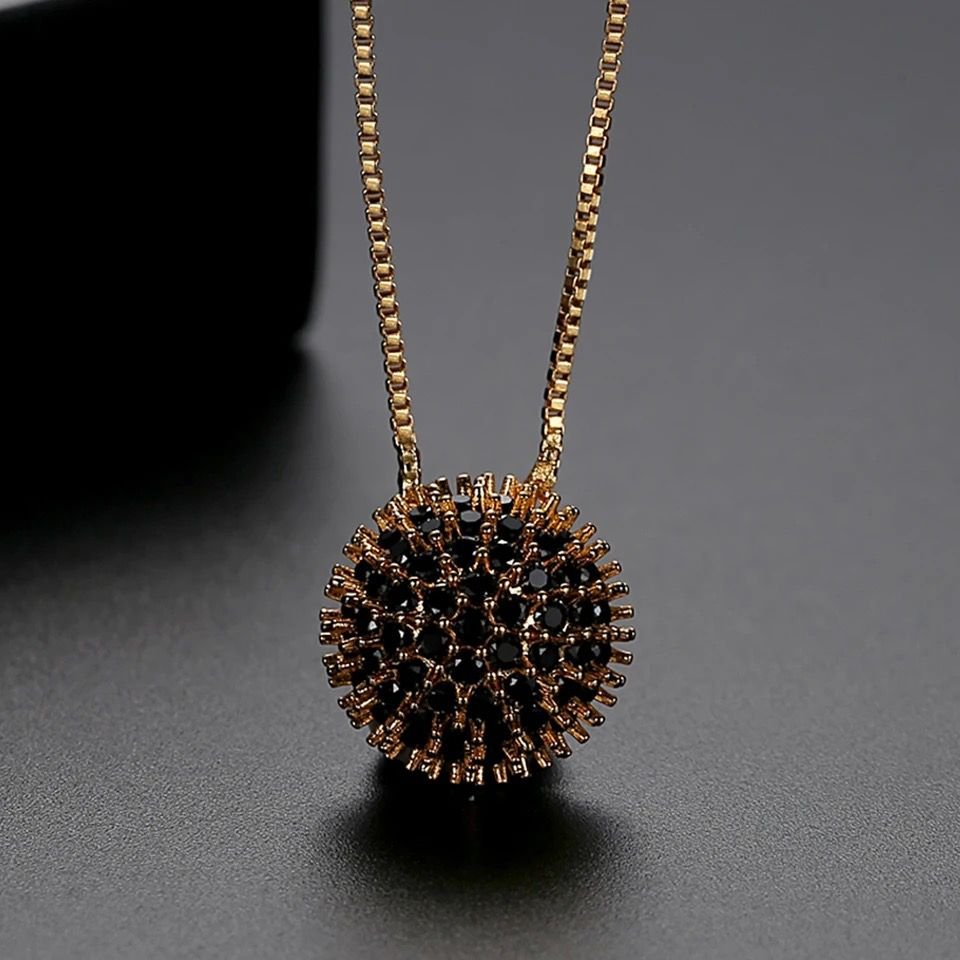 WP470- Golden Black Women Necklace Pendant