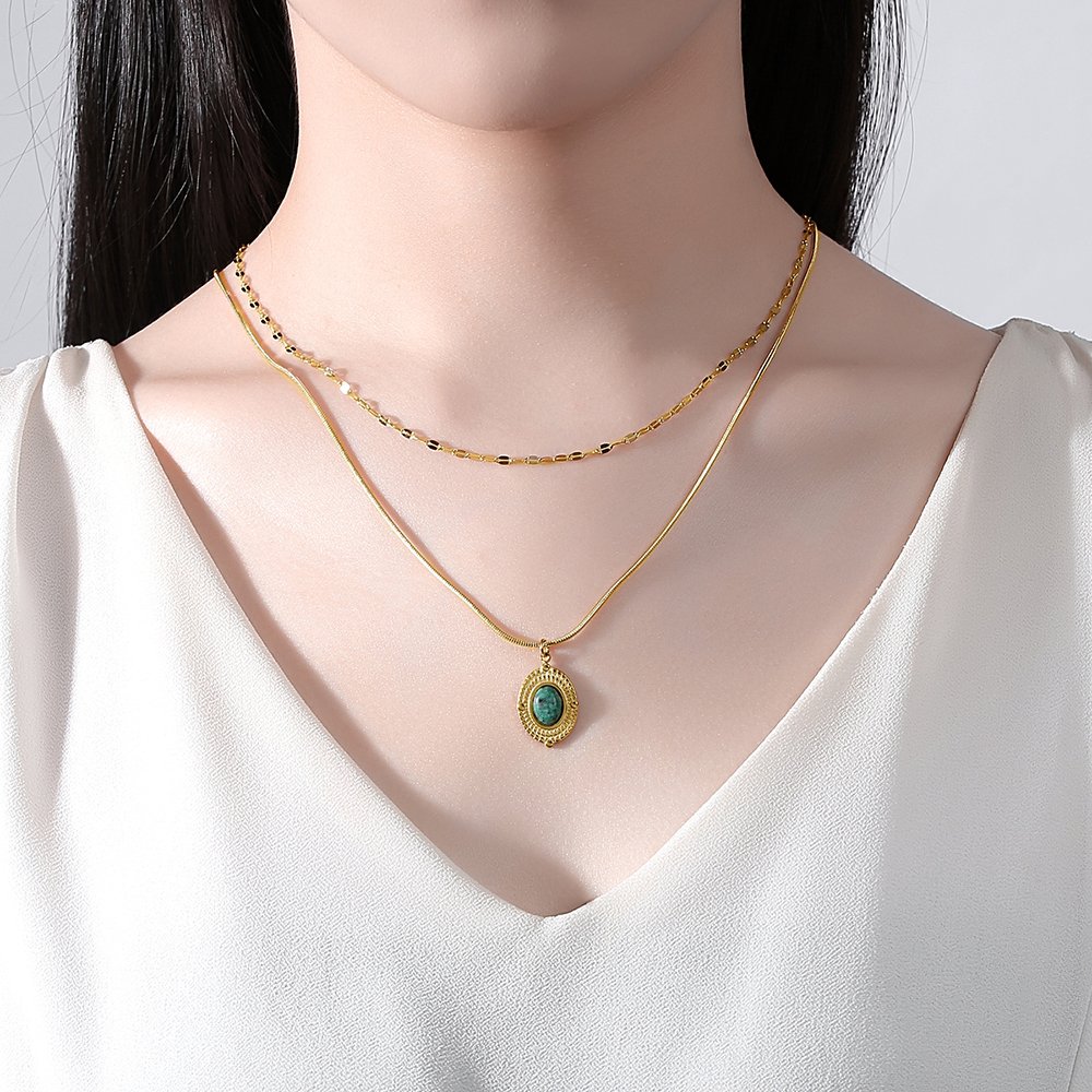 WP502 - Golden Necklace Pendant for Women