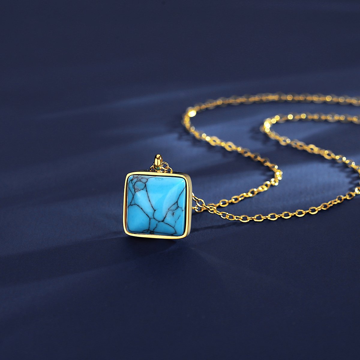 WP514 - Golden Necklace Pendant for Women