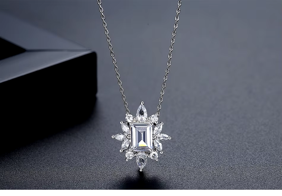 WP564- Women Necklace Pendant