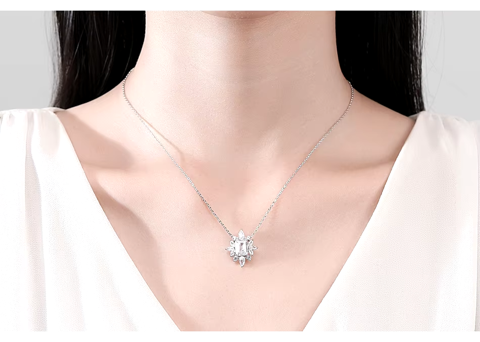 WP564- Women Necklace Pendant