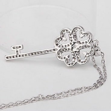WP615 - Silver Women Necklace Pendant