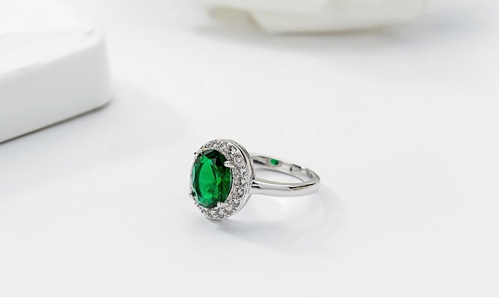 WR174 Emerald Green - Women Ring