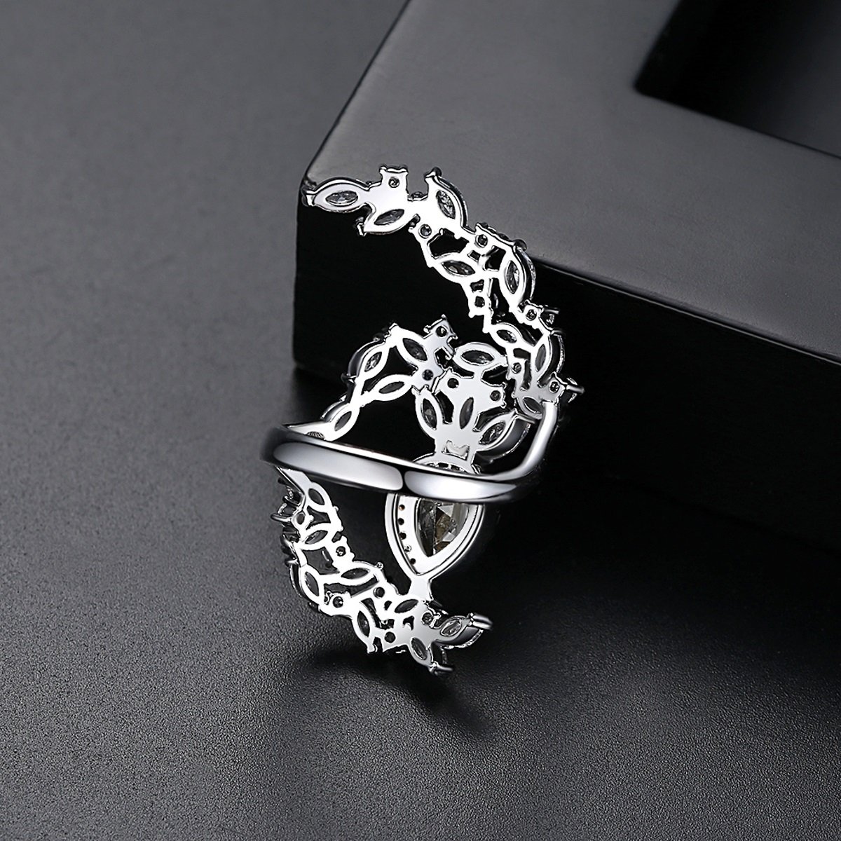 WR342 - White Adjustable Ring — image 5