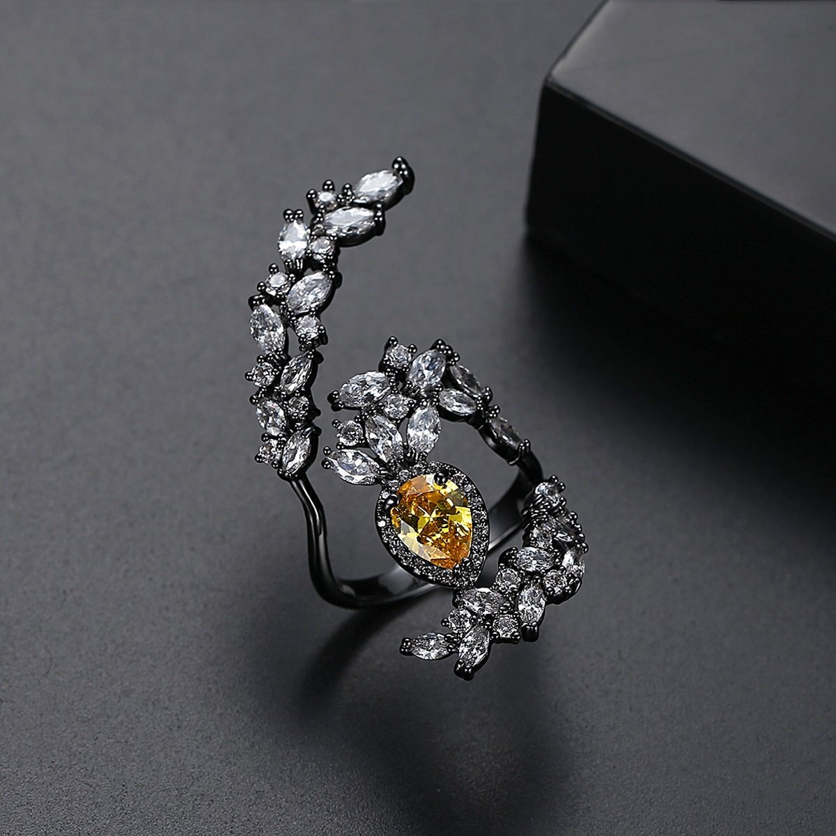 WR342 - White Adjustable Ring — image 6