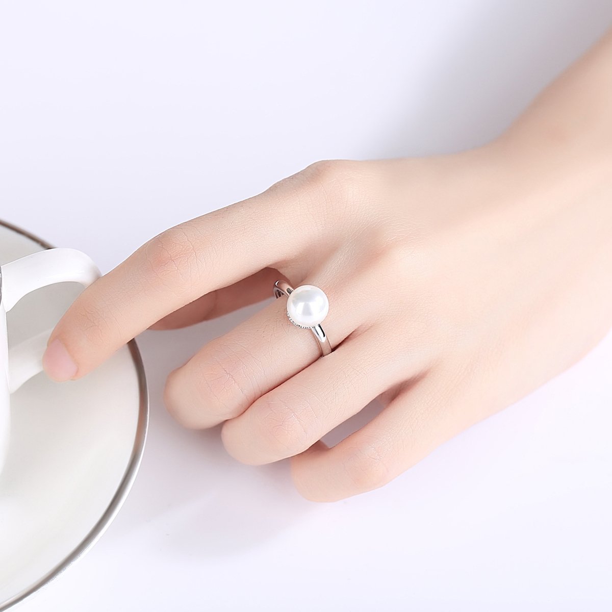 WR345 - Pearl Women Ring