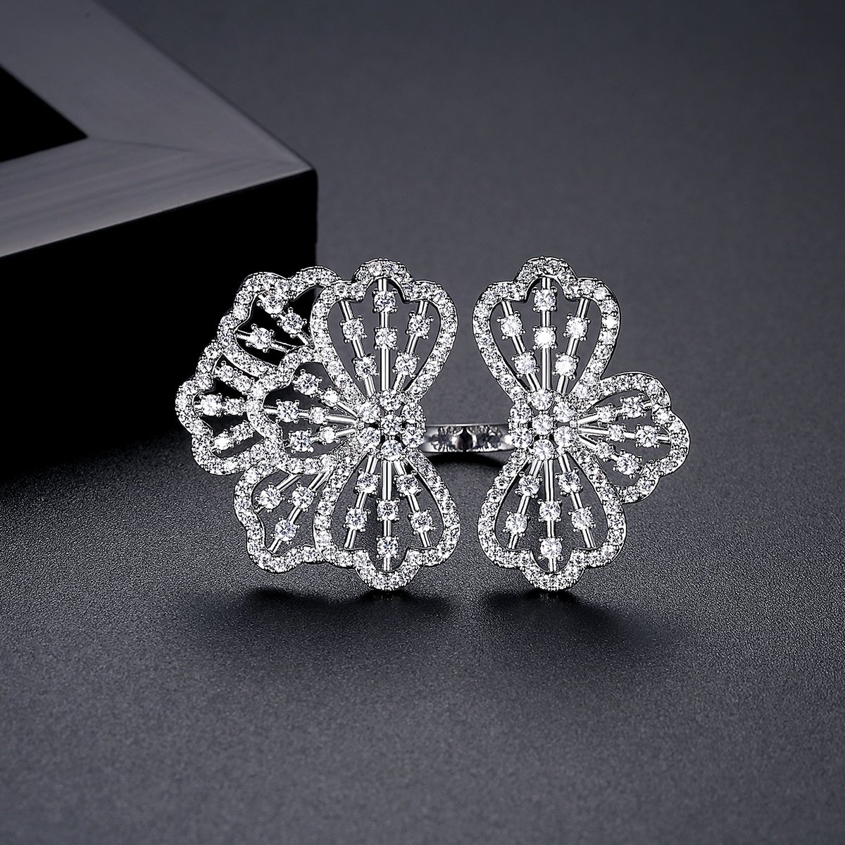 WR374 Silver Luxury Ring for Women (Adjustable Ring)