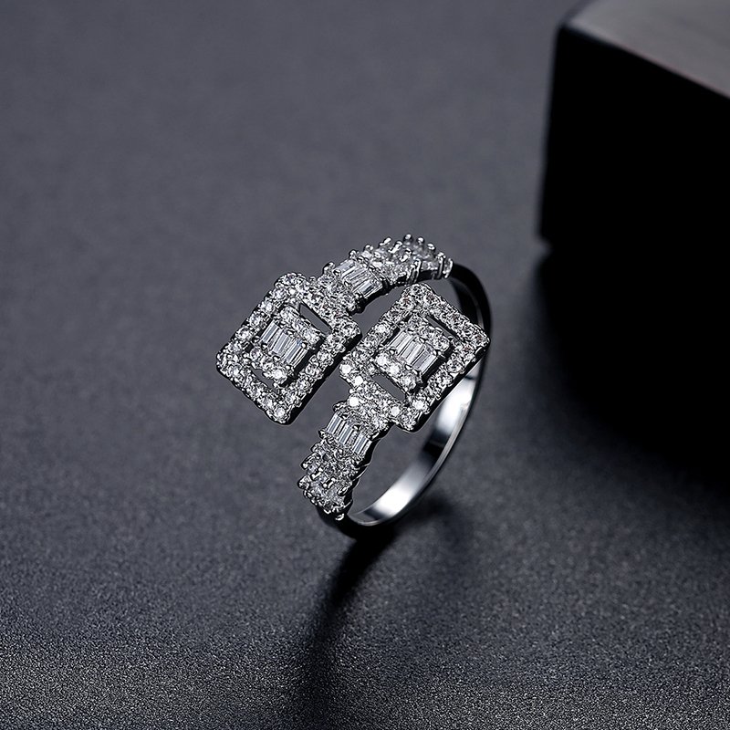WR401 Silver Luxury Ring for Women (Adjustable Ring)