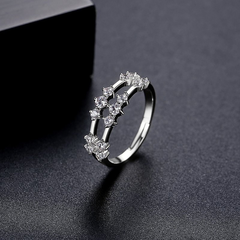 WR404 Silver Luxury Ring for Women (Adjustable Ring)