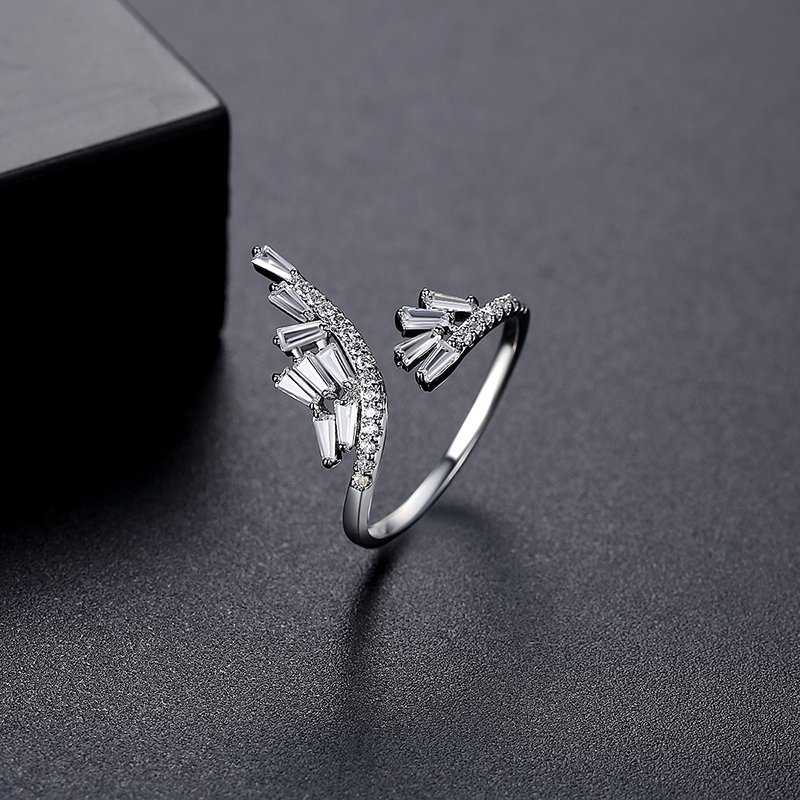 WR426 Silver Luxury Ring for Women (Adjustable Ring)