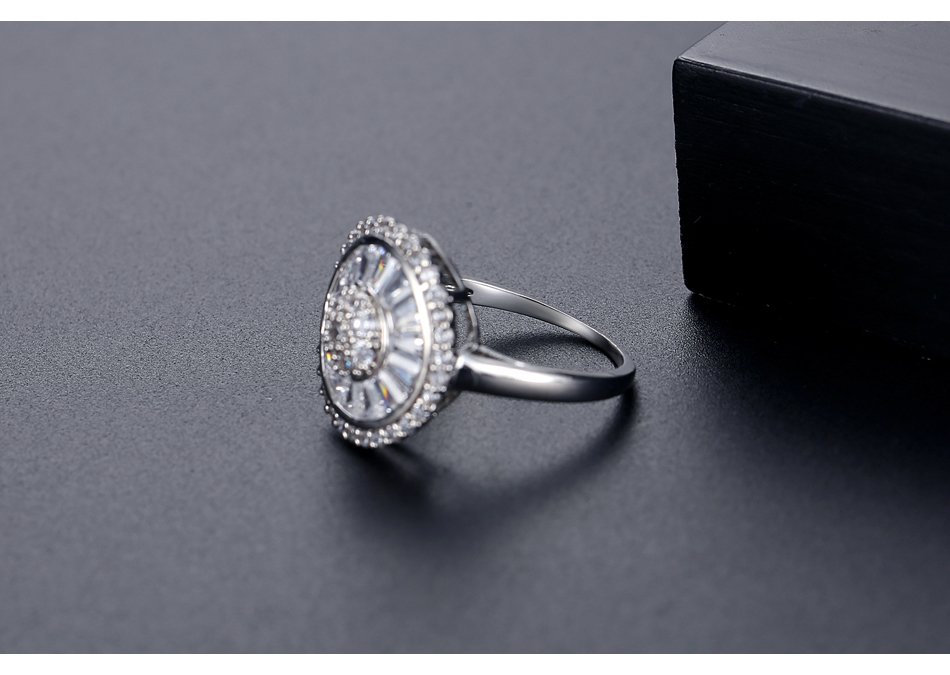 WR435 White Luxury Ring for Women