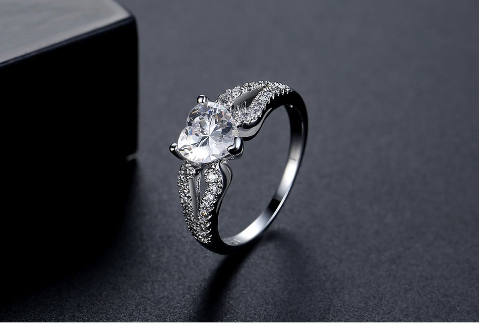 WR436 White Luxury Ring for Women
