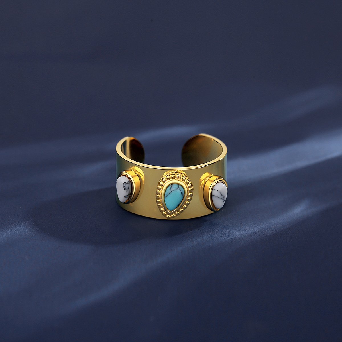 WR457 Adjustable Golden Luxury Ring for Women — image 4