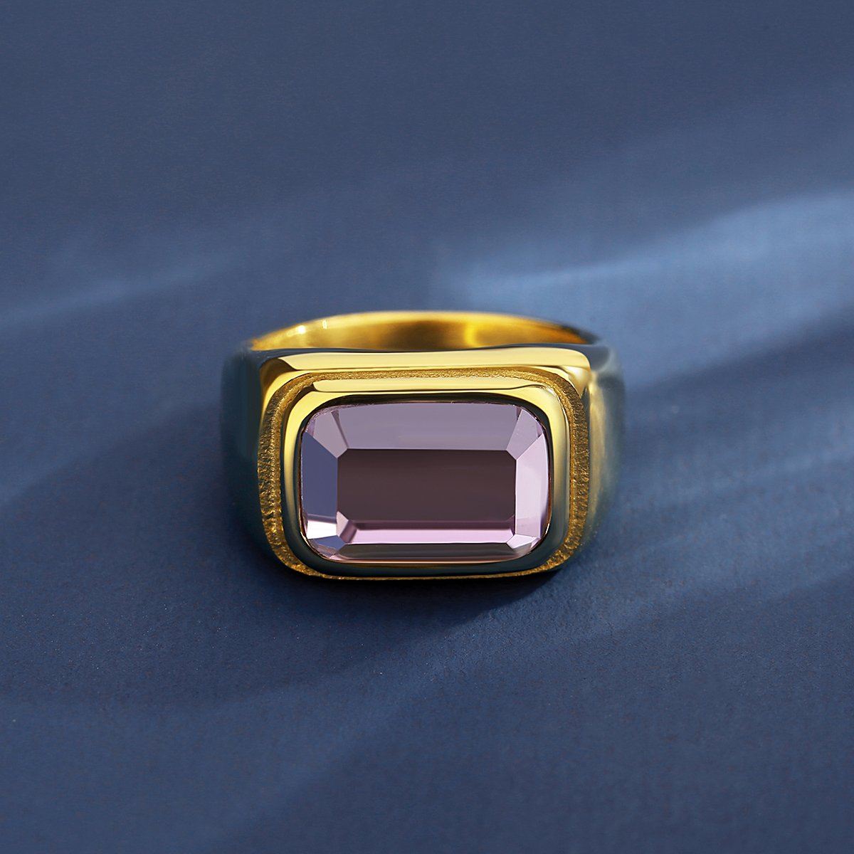 WR460 Golden Luxury Ring for Women — image 4