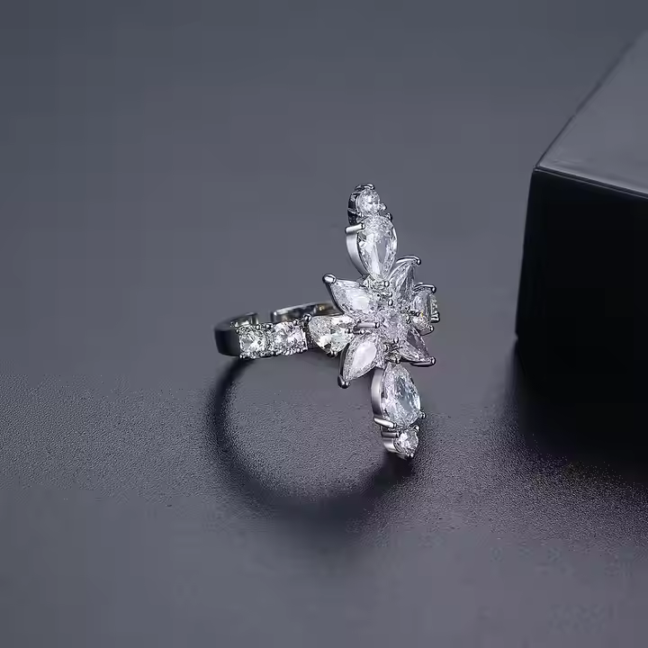 WR464 Silver Luxury Ring for Women (Adjustable Ring)