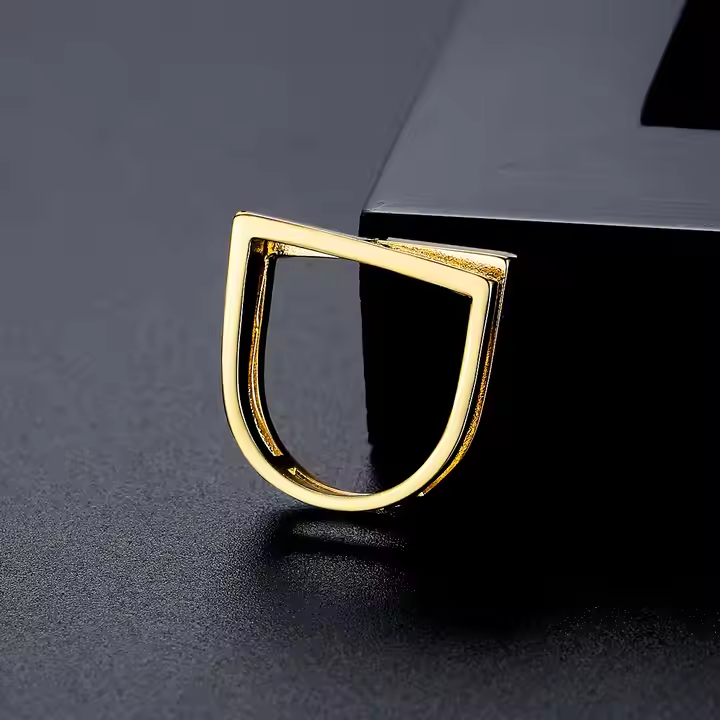 WR465 Golden Luxury Ring for Women — image 5