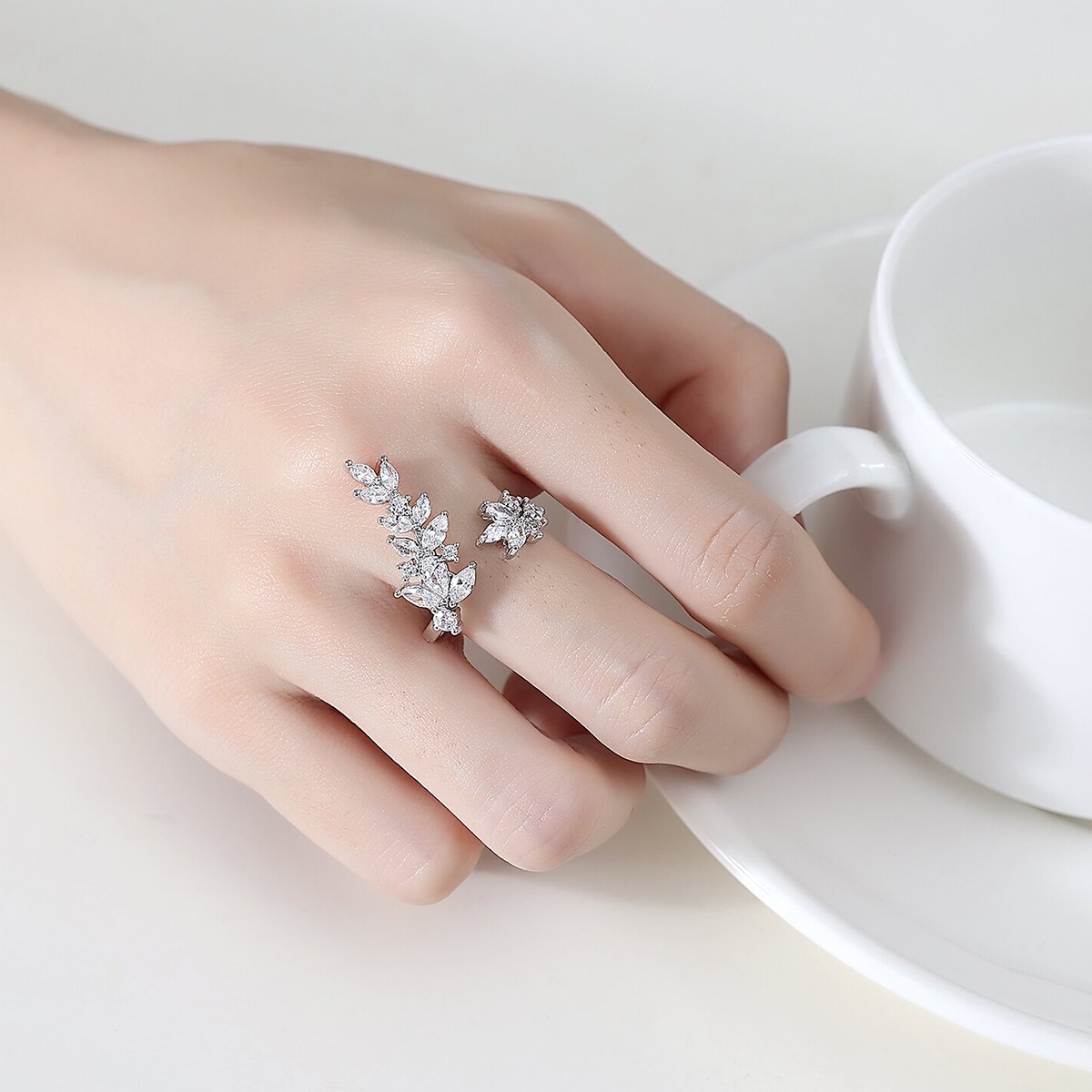 WR473 Luxury Ring for Women (Adjustable Ring)