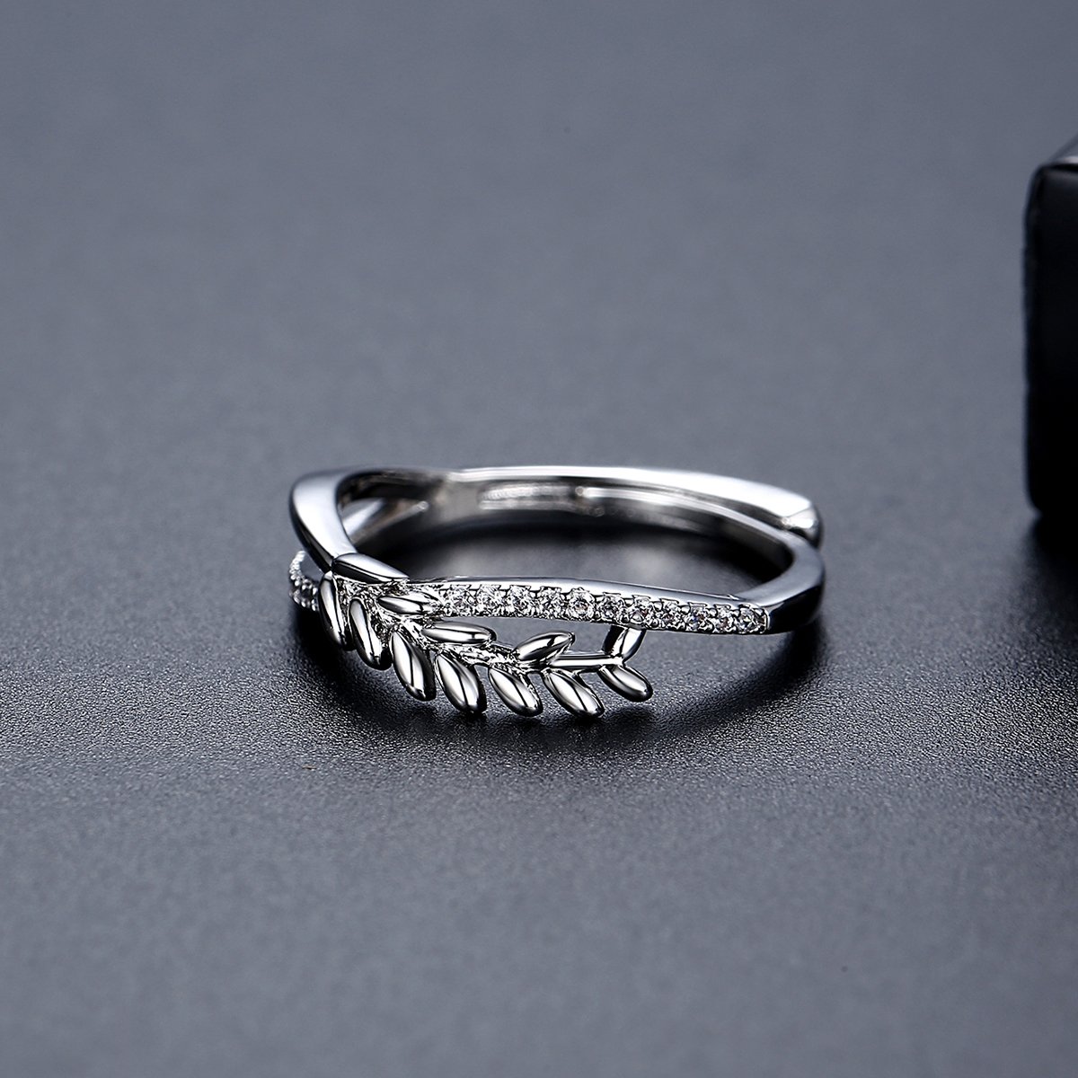 WR485 Luxury Ring for Women (Adjustable Ring) — image 4
