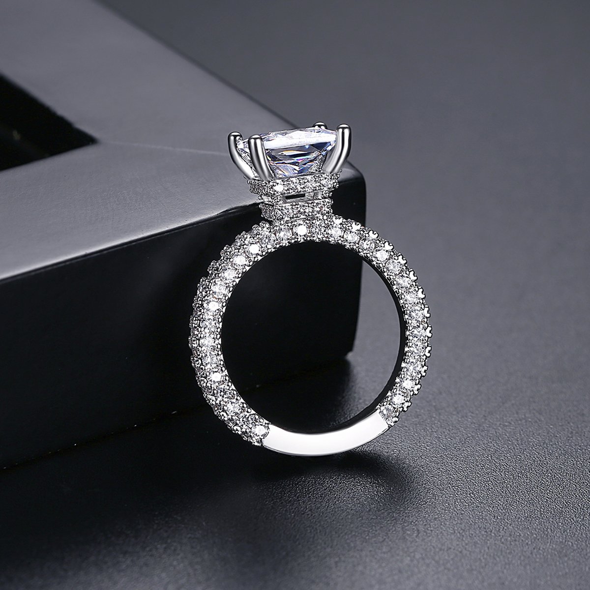 WR498 Silver Luxury Ring for Women — image 5