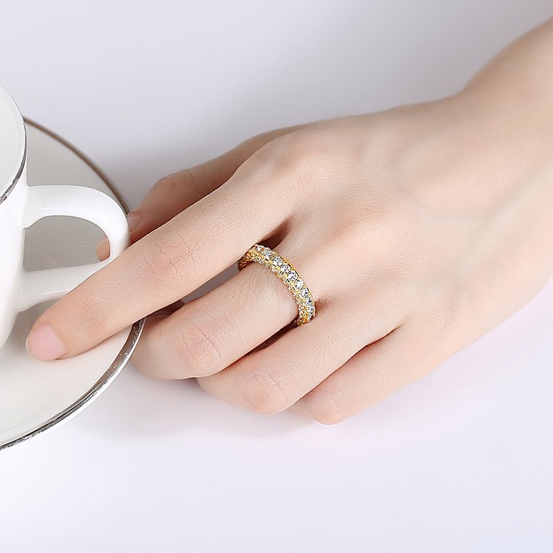 WR500 Golden Luxury Ring for Women — image 4