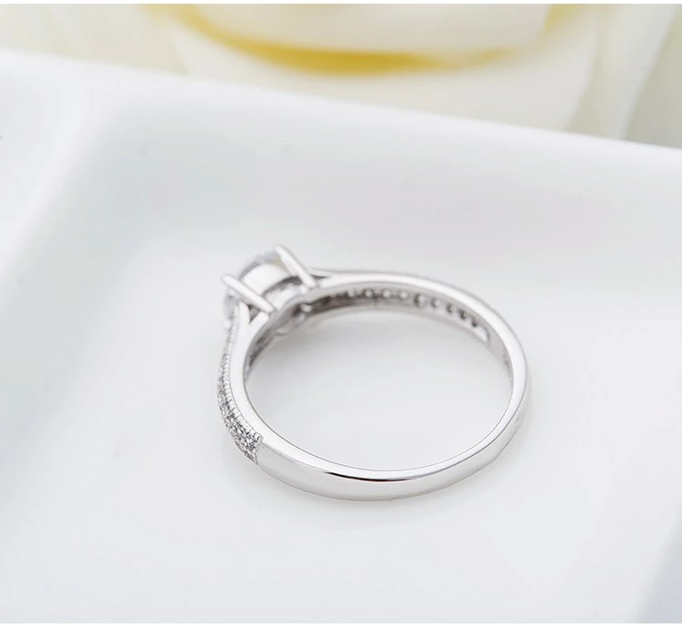 WR78 Silver Luxury Ring for Women — image 3