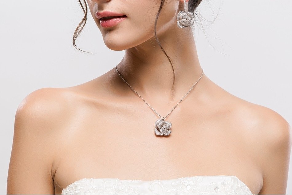 WS150- Golden Pendant and Earring Set for women
