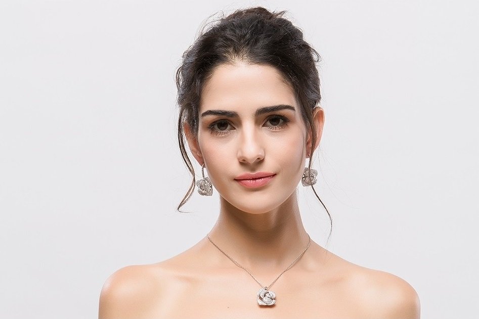 WS150- Rose Gold Pendant and Earring Set for women — image 4