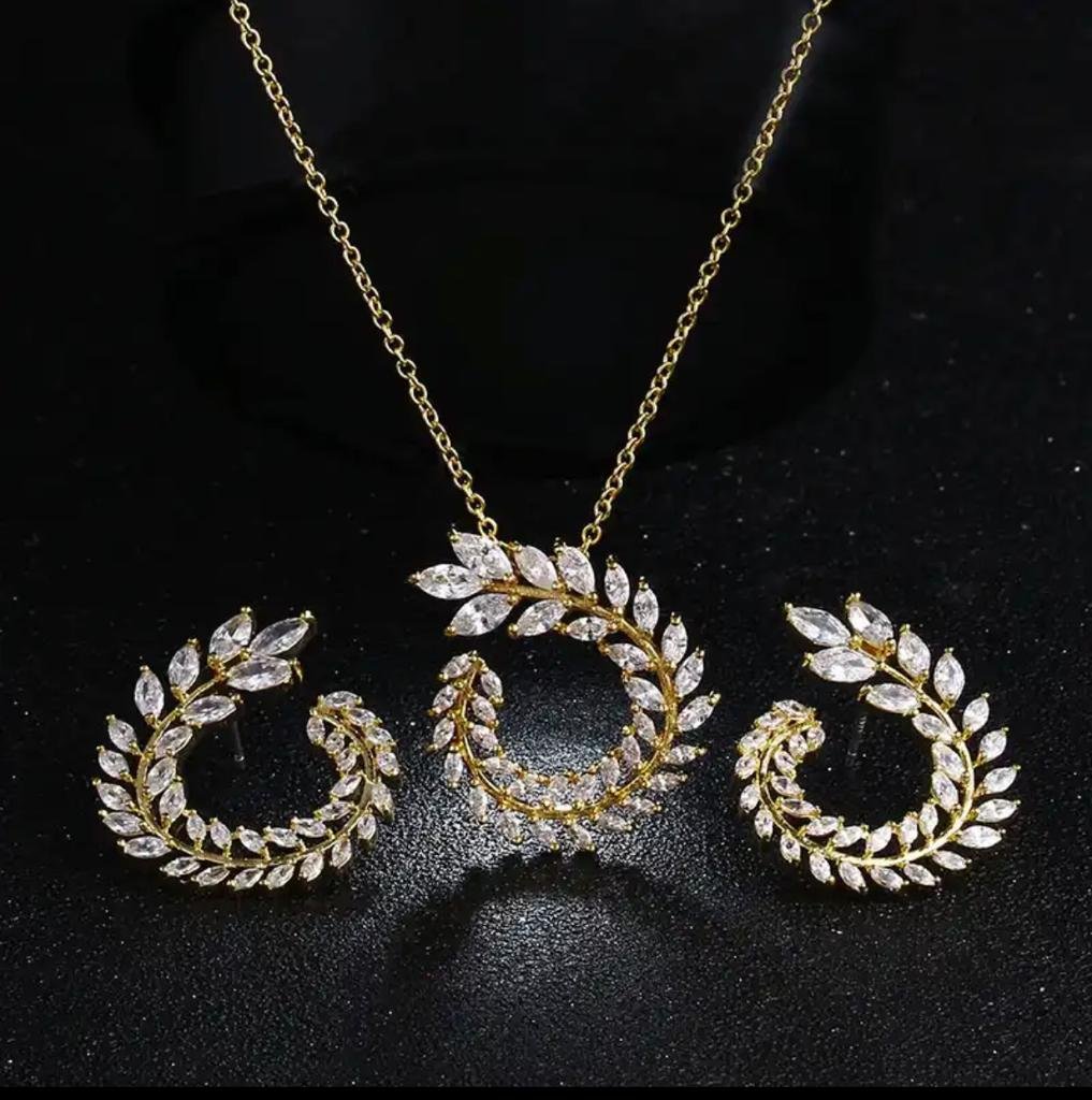 WS169 - Golden Pendant and Earring Set for Women / Female — image 6