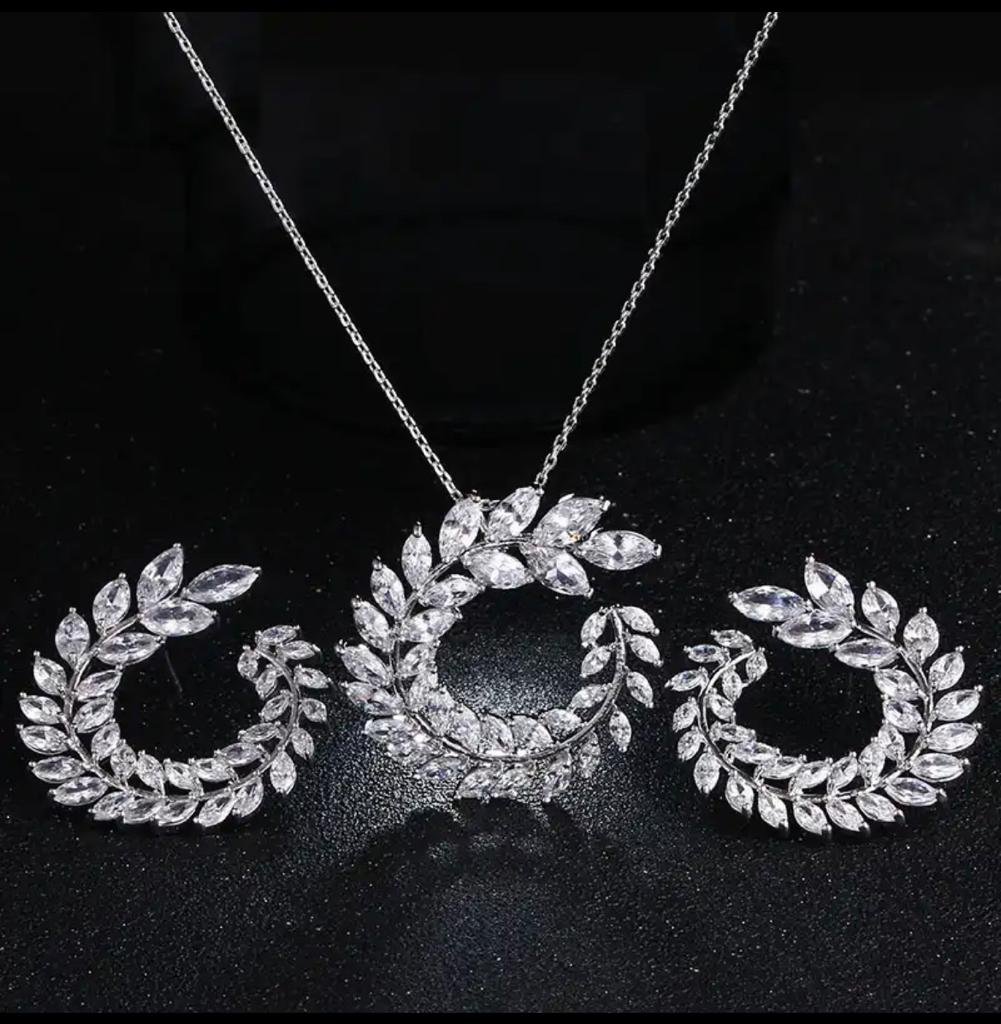 WS169 - Pendant and Earring Set for Women / Female — image 3