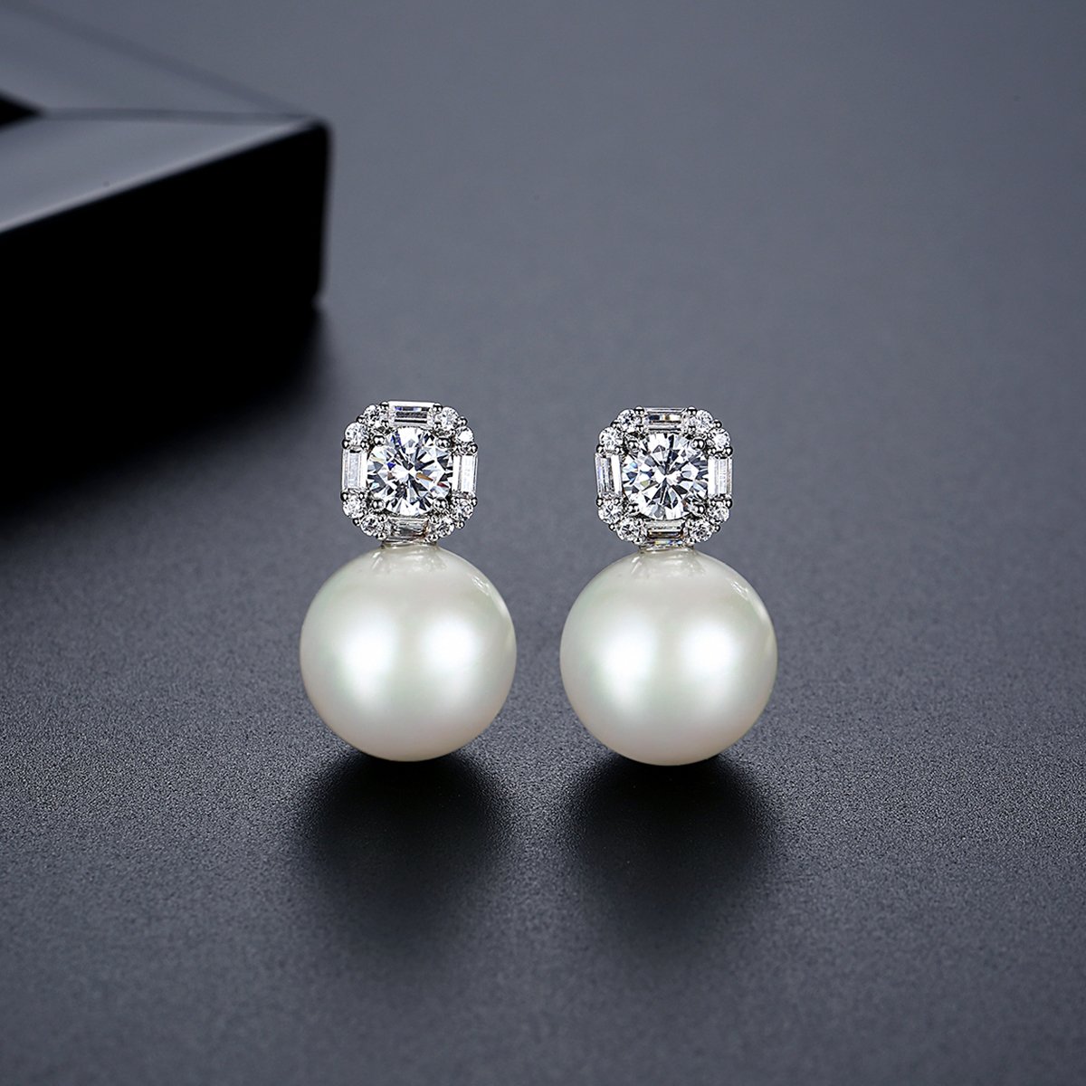 WS294- Silver Pendant and Earring Set for women — image 3