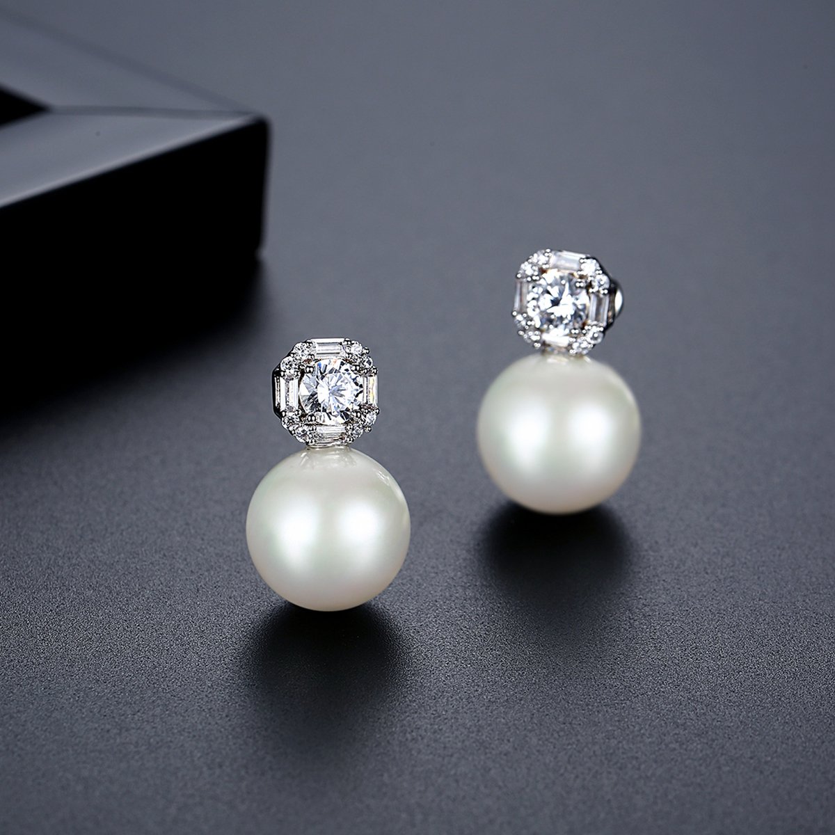 WS294- Silver Pendant and Earring Set for women — image 4