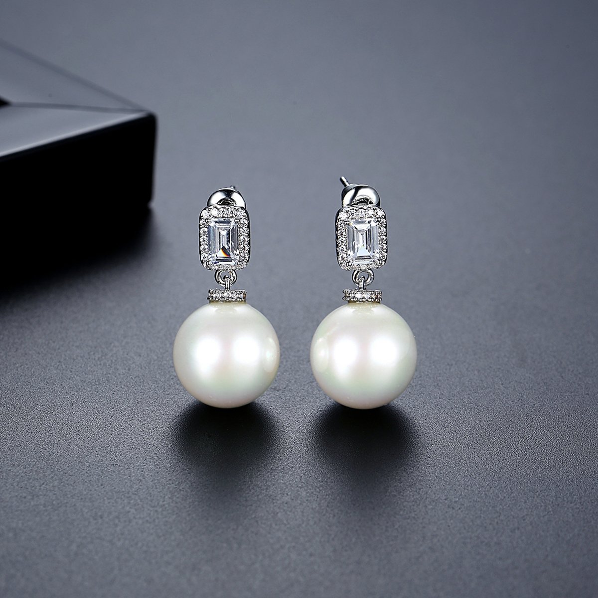 WS301 - Pendant and Earring Set for Women — image 10